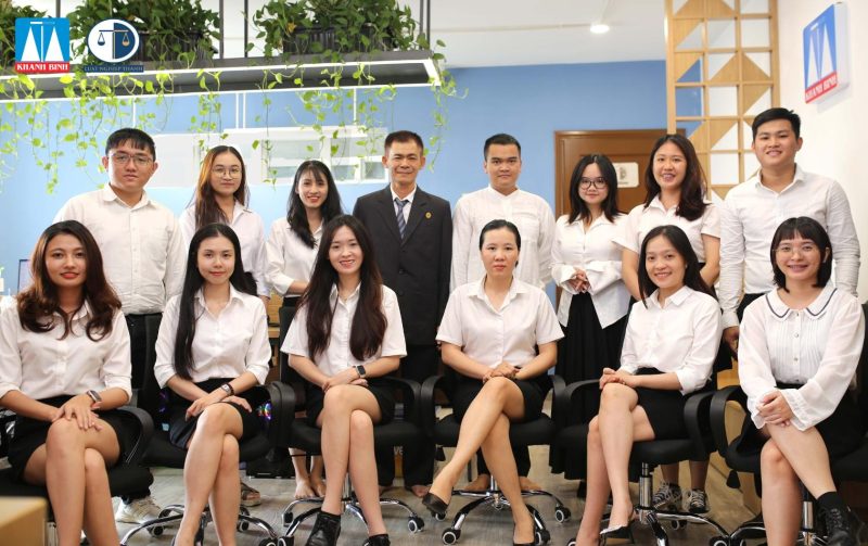 Đội ngũ nhân sự Luật Nghiệp Thành