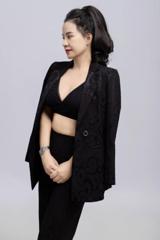 Nhà may Hoàng Nhân - Chuyên may đo vest nữ