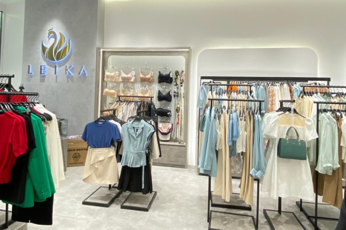 Cửa hàng quần áo Leika