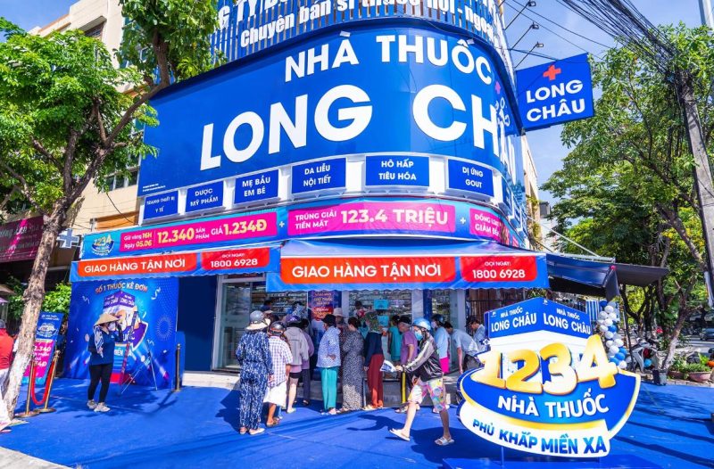 Chỉ nha khoa có thể mua ở các nhà thuốc, siêu thị, cửa hàng tiện lợi,...