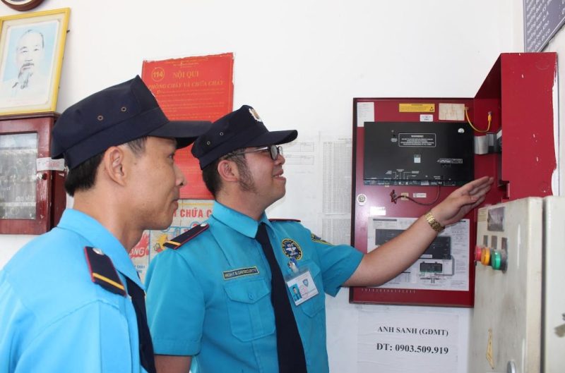 Công ty TNHH Bảo vệ Ngày & Đêm