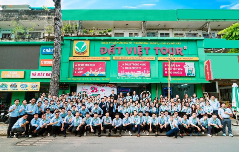 Công Ty CP ĐT TM DV Du Lịch Đất Việt