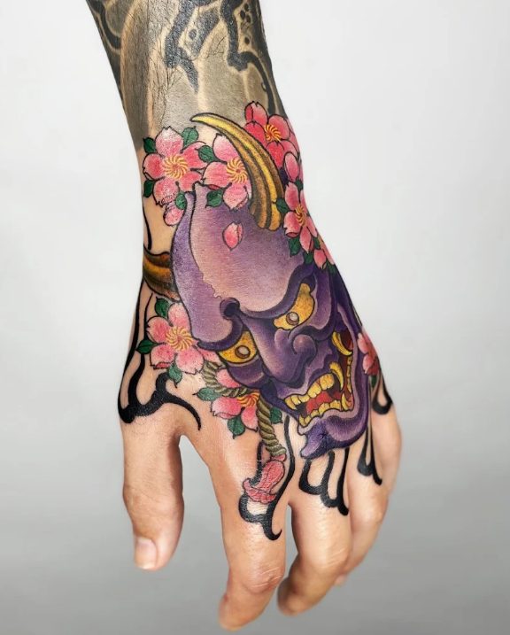 Tiệm xăm Hà Nội