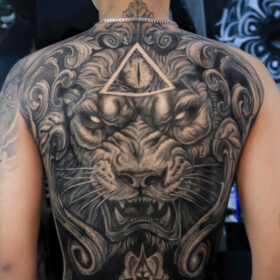 Mai Hùng Tattoo