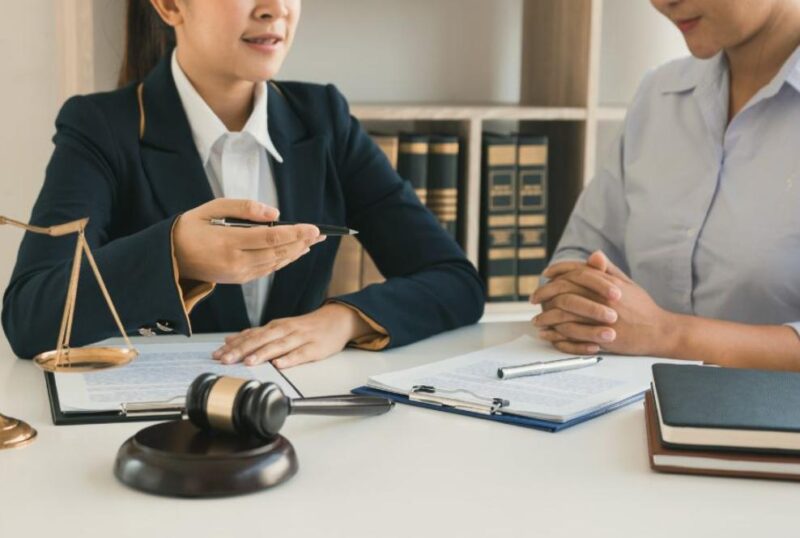 Công ty Luật Pờ Go Loong