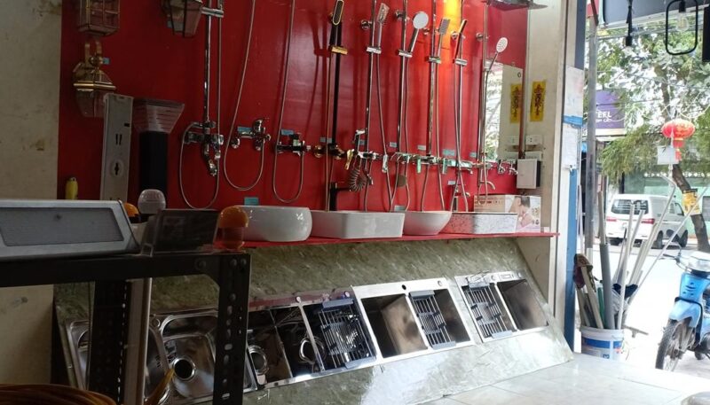 Cửa Hàng Điện Nước Quang Sáng