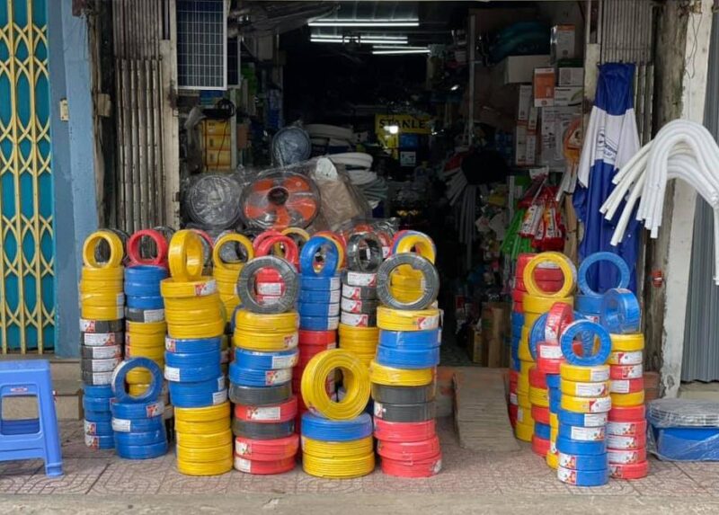 Cửa hàng điện - điện lạnh Trường Xuân 2