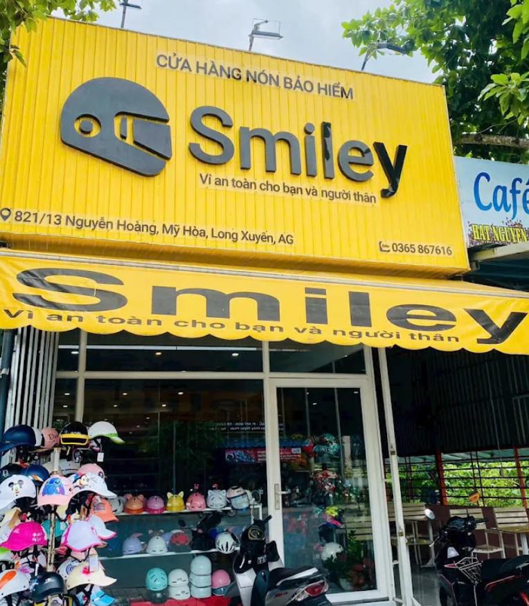 Cửa hàng nón bảo hiểm Smiley