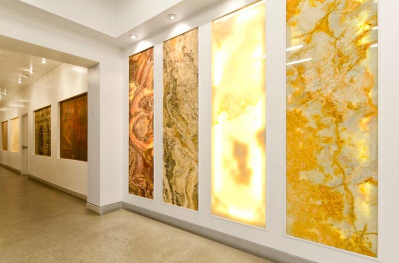 Nên xem xét một số yếu tố quan trọng khi quyết định mua tranh đá