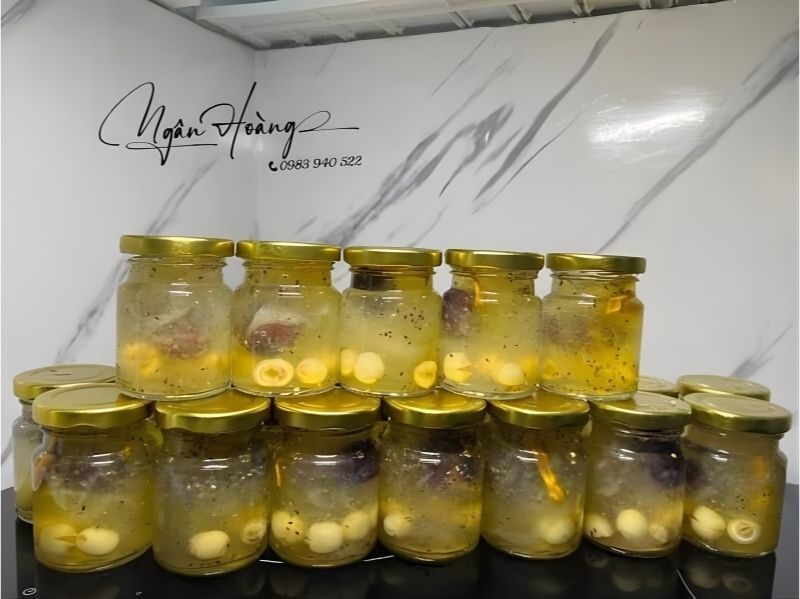 Yến sào Ngân Hoàng