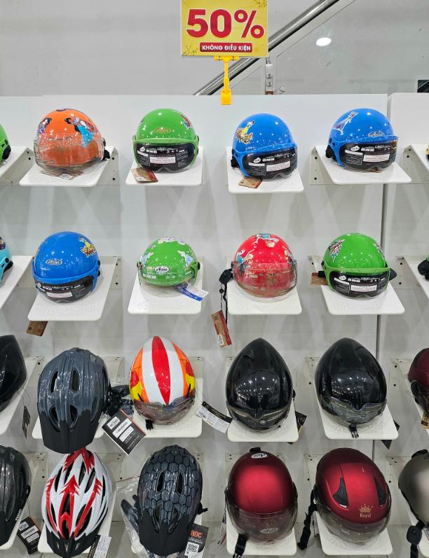 Nón bảo hiểm tại FM thường xuyên diễn ra chương trình khuyến mãi