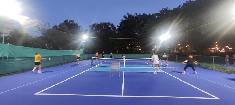 Sân Pickleball THPT Trần Quốc Tuấn