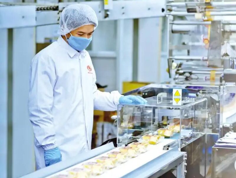 Máy đóng gói bán tự động cần có sự can thiệp của người lao động